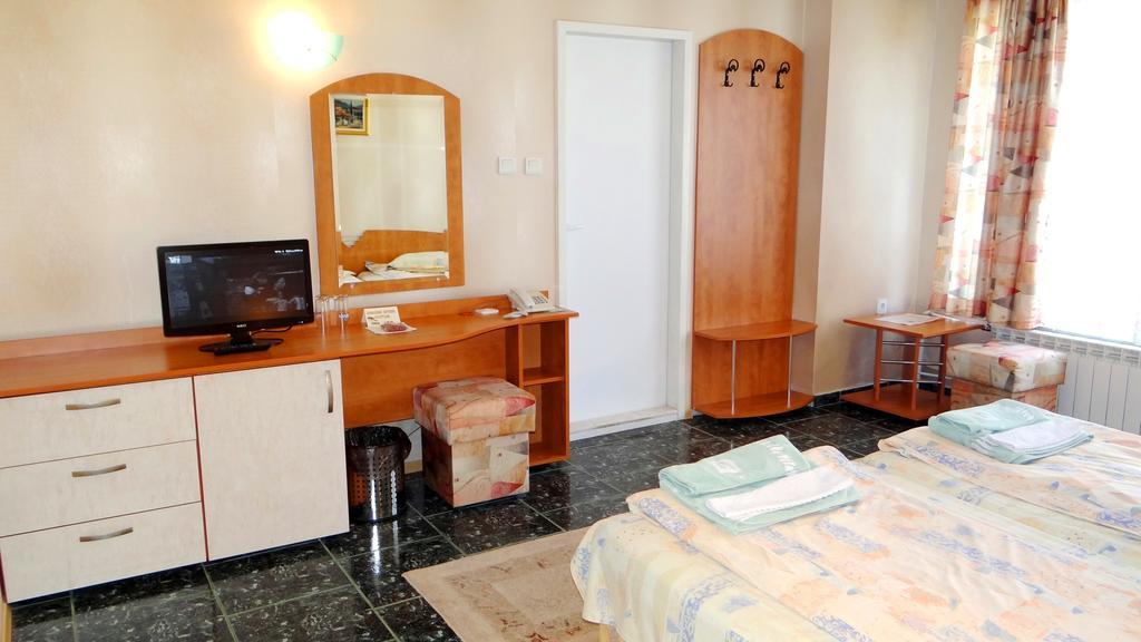Markita Hotel Velingrad Room photo